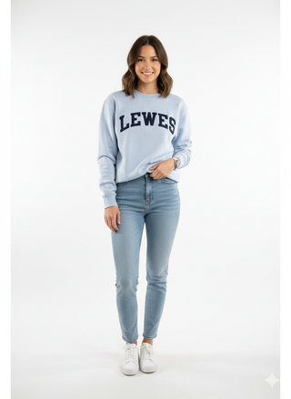 LEWES ARCADE FONT FULL FELT CREW NECK Dusty Blue